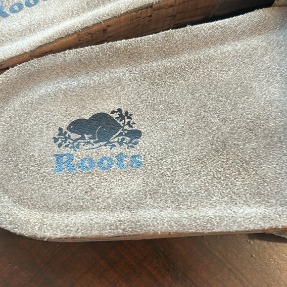 Roots Suede Quilted Slide Sandals Taupe Women Size 9 - Picture 5 of 13